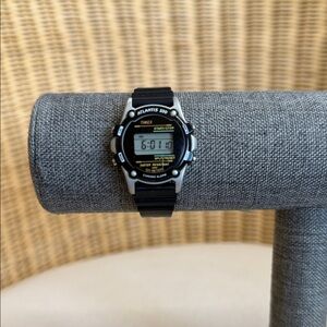 Vintage Timex Black Digital Atlantis 200 Sports Watch With Black Band